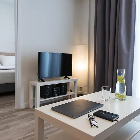 Spot Apartahotel Atenas