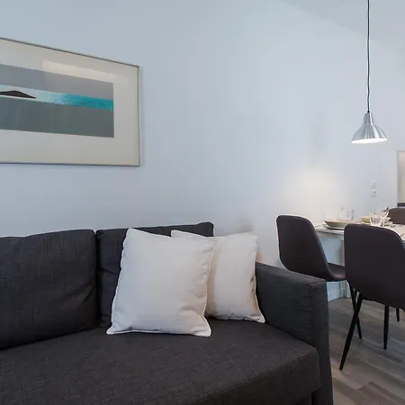 Spot 4* Athens